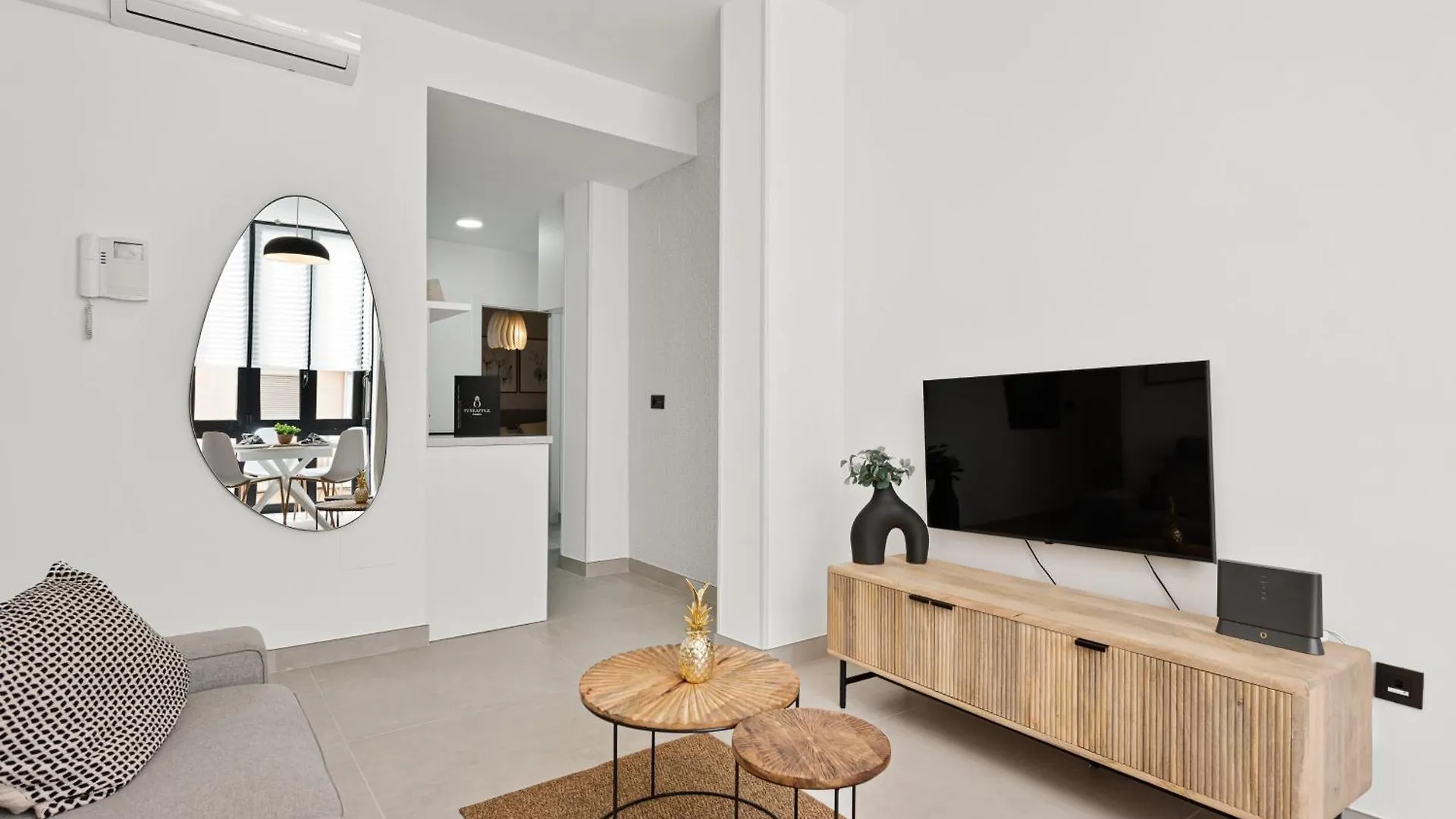 Pena Family By Del Parque Flats Apartment Malaga